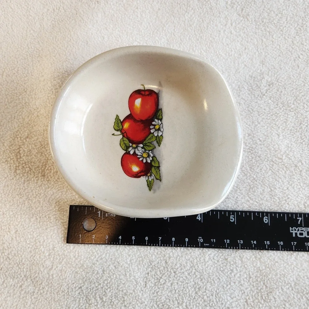SHAKER & THANGS Stoneware‎ Pottery Spoon Rest Apples Texas Country VTG 80s